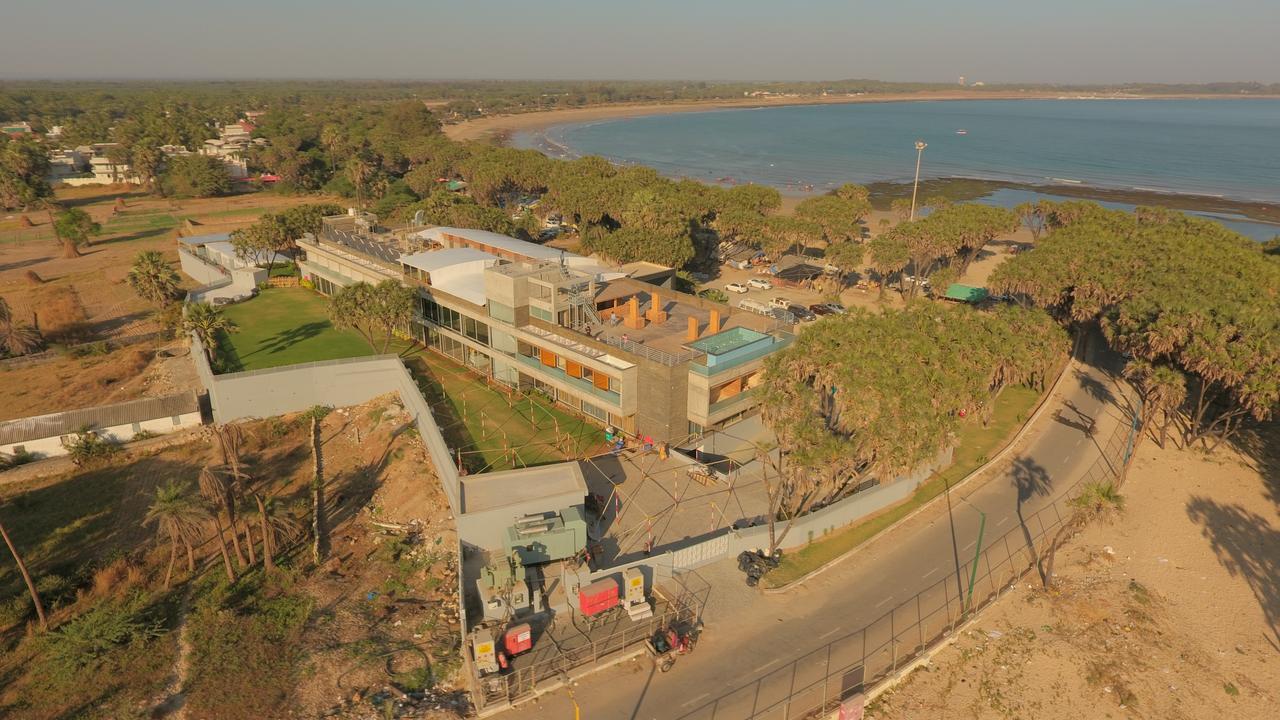 Krishna Beach Resorts - Diu Luaran gambar